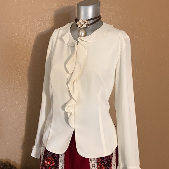 Vintage Pendleton Ivory Long Sleeved Ruffled Blouse.  Sz S - Picture 4 of 5